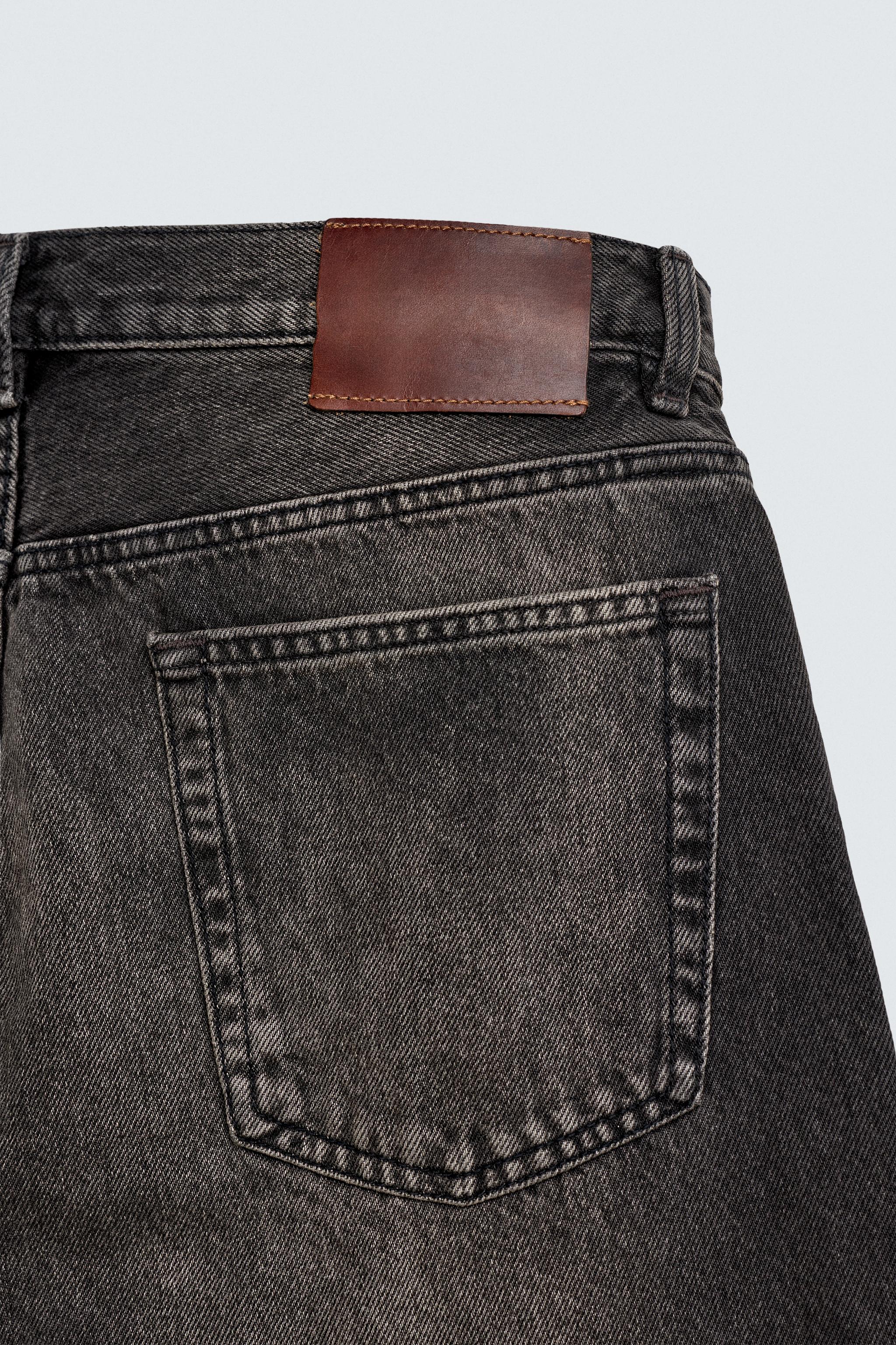 STRAIGHT FIT JEANS